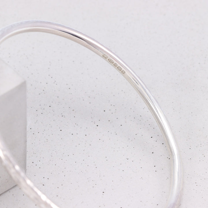 sterling silver hammered bangle texture